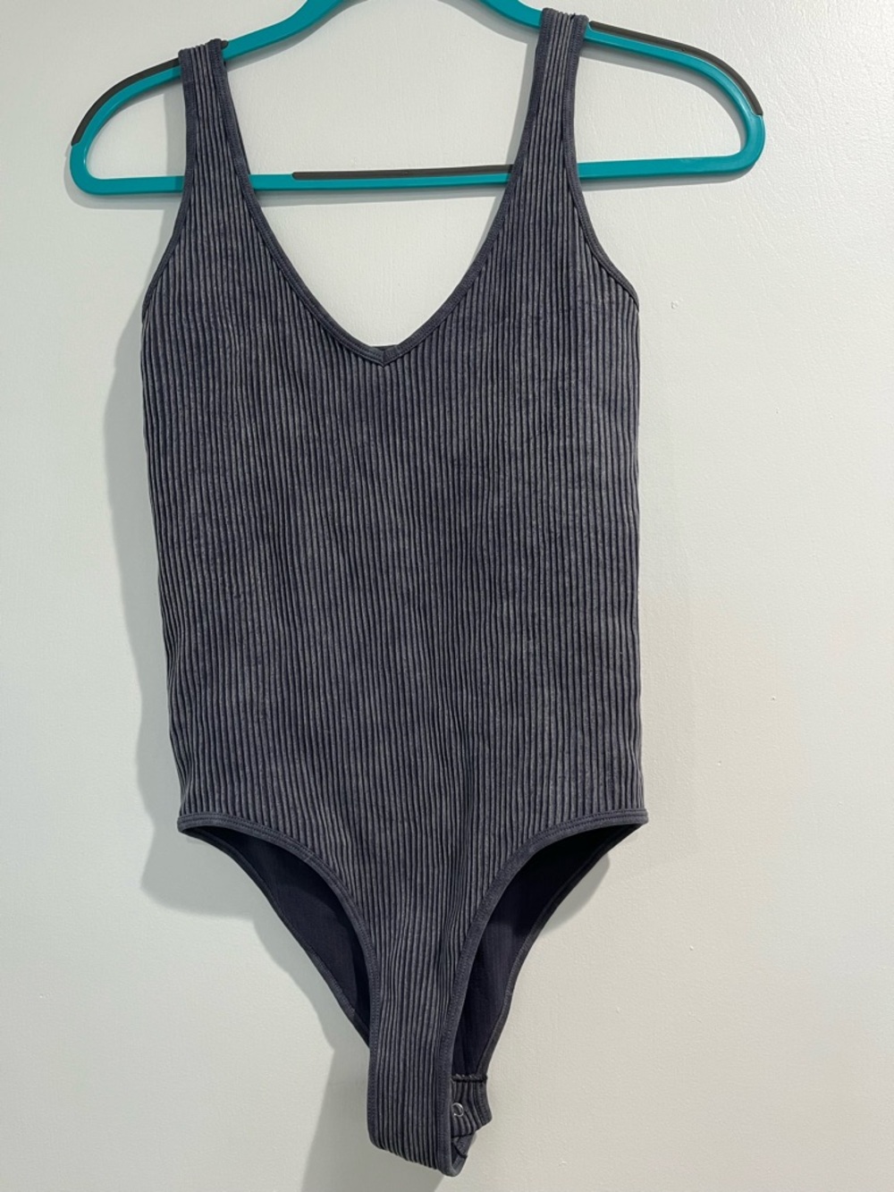 Aura Ribbed V-Neck Bodysuit in Blue